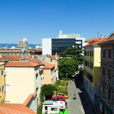 Apartment Mia Rijeka Exterior photo